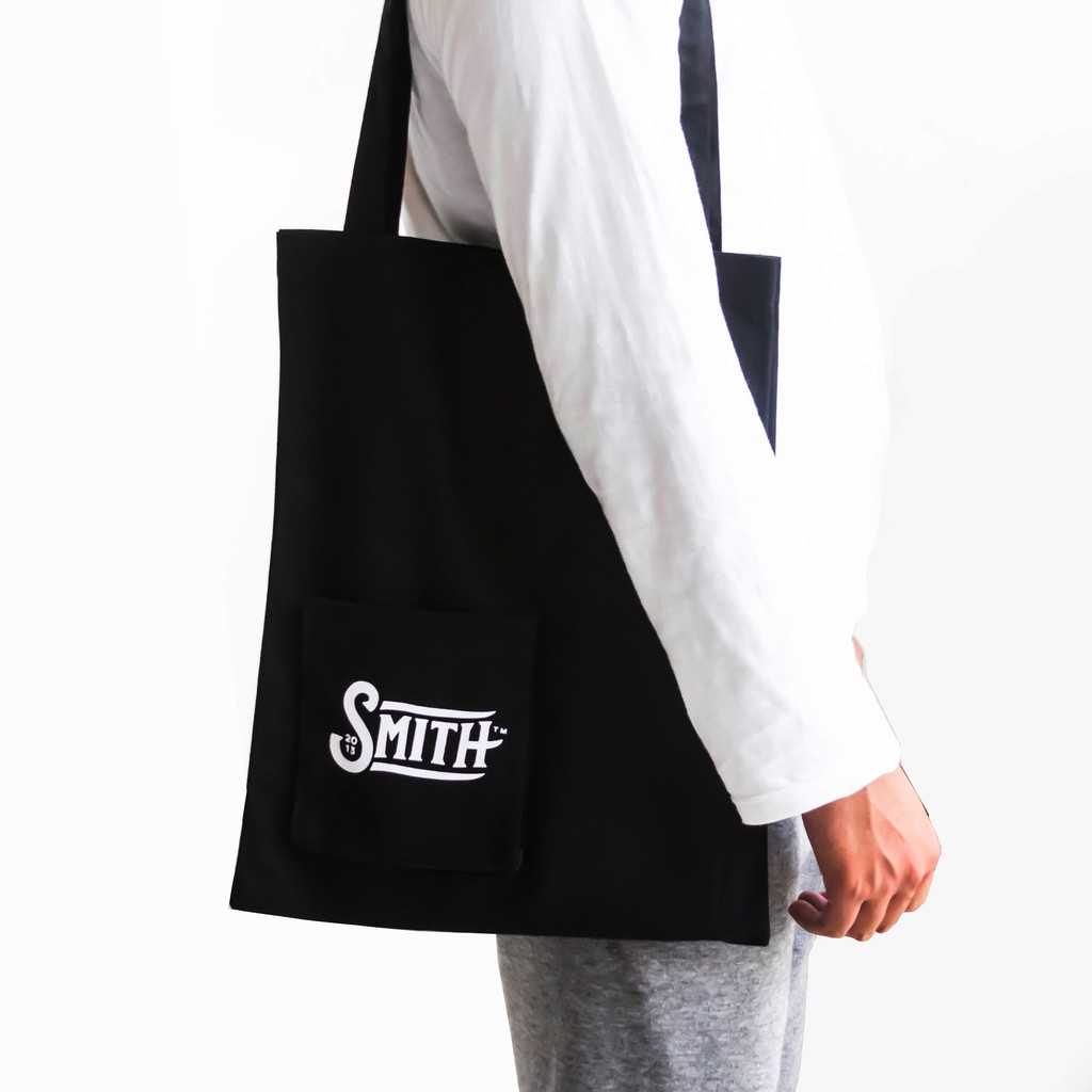 The Ultimate Guide to Knitting Tote Bags: Find the Perfect Bag for Your Projects 7 BagSmith Totebag