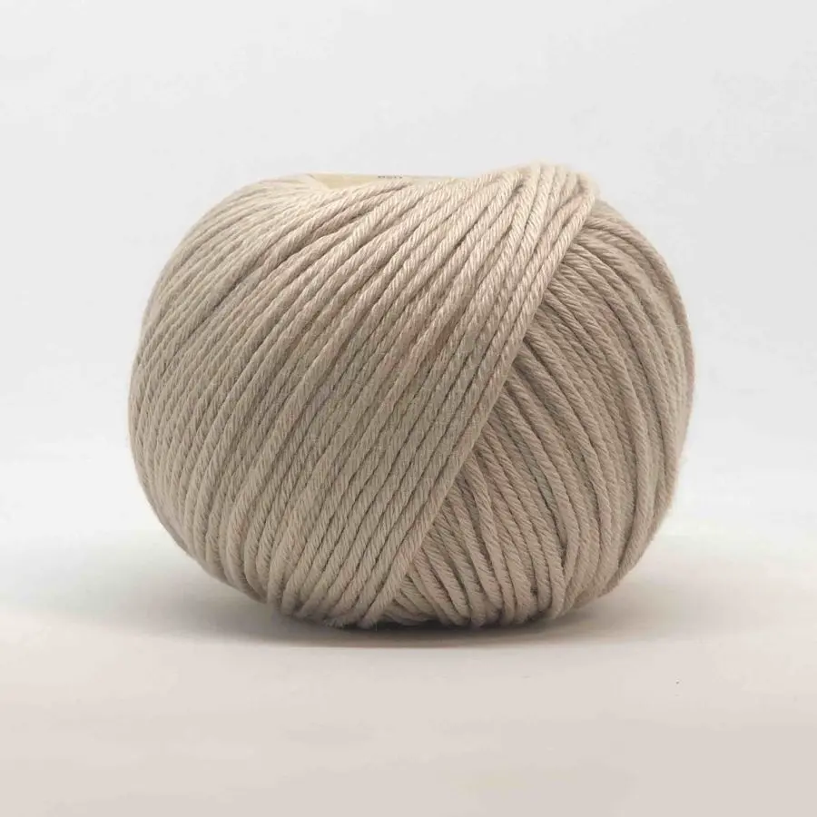 natural cotton yarn