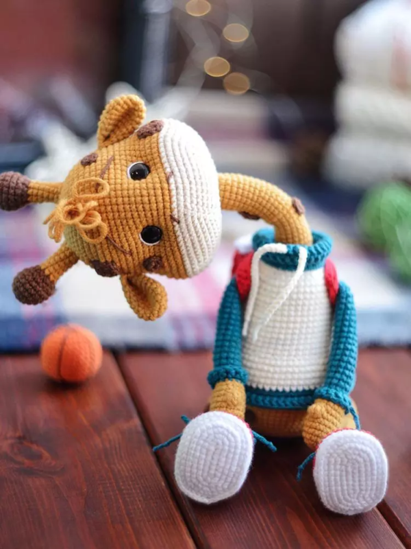 Melvin The Giraffe Crochet Doll 5