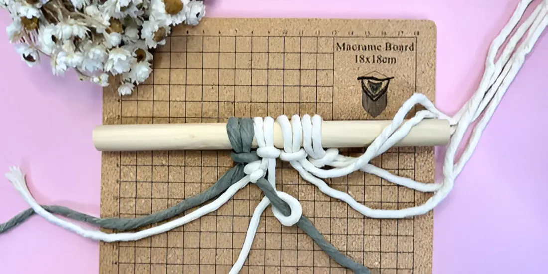 double half hitch green macrame wall hanging