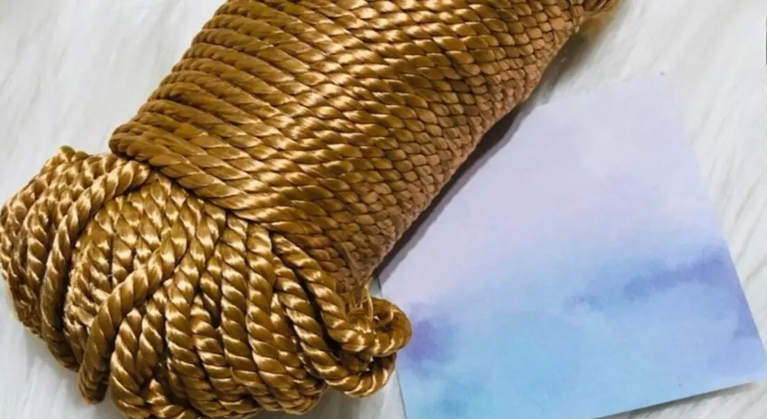 polyester macrame cord composition