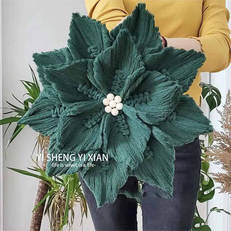 Hand-Woven Feather Leaf Circular Tapestry Wall Decoration 13 WhatsApp Image 2025-11-12 at 1.49.02 PM